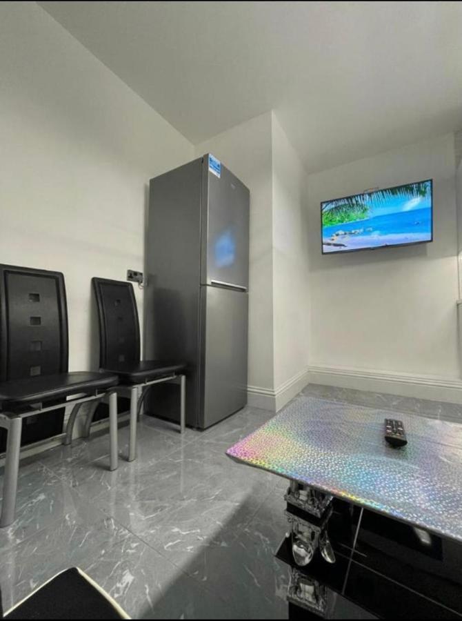 Entire 5 Star Luxury Whalley House Wifi Tv Luxury เบิร์นลีย์ ภายนอก รูปภาพ